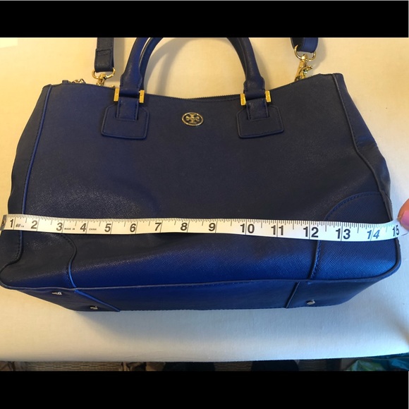 GUC Tory Burch Robinson Luggage Double-Zip Tote - Picture 9 of 11